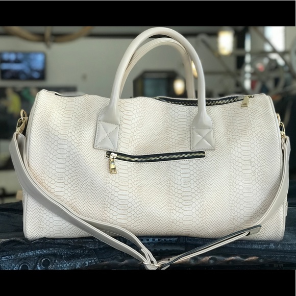 Brand New Duffle Bag - Picture 2 of 2